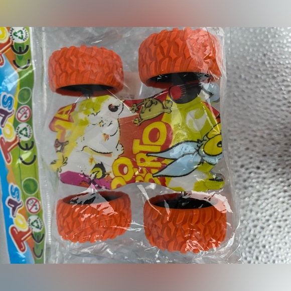 2 Action Cars- High Speed - Picture 3 of 7